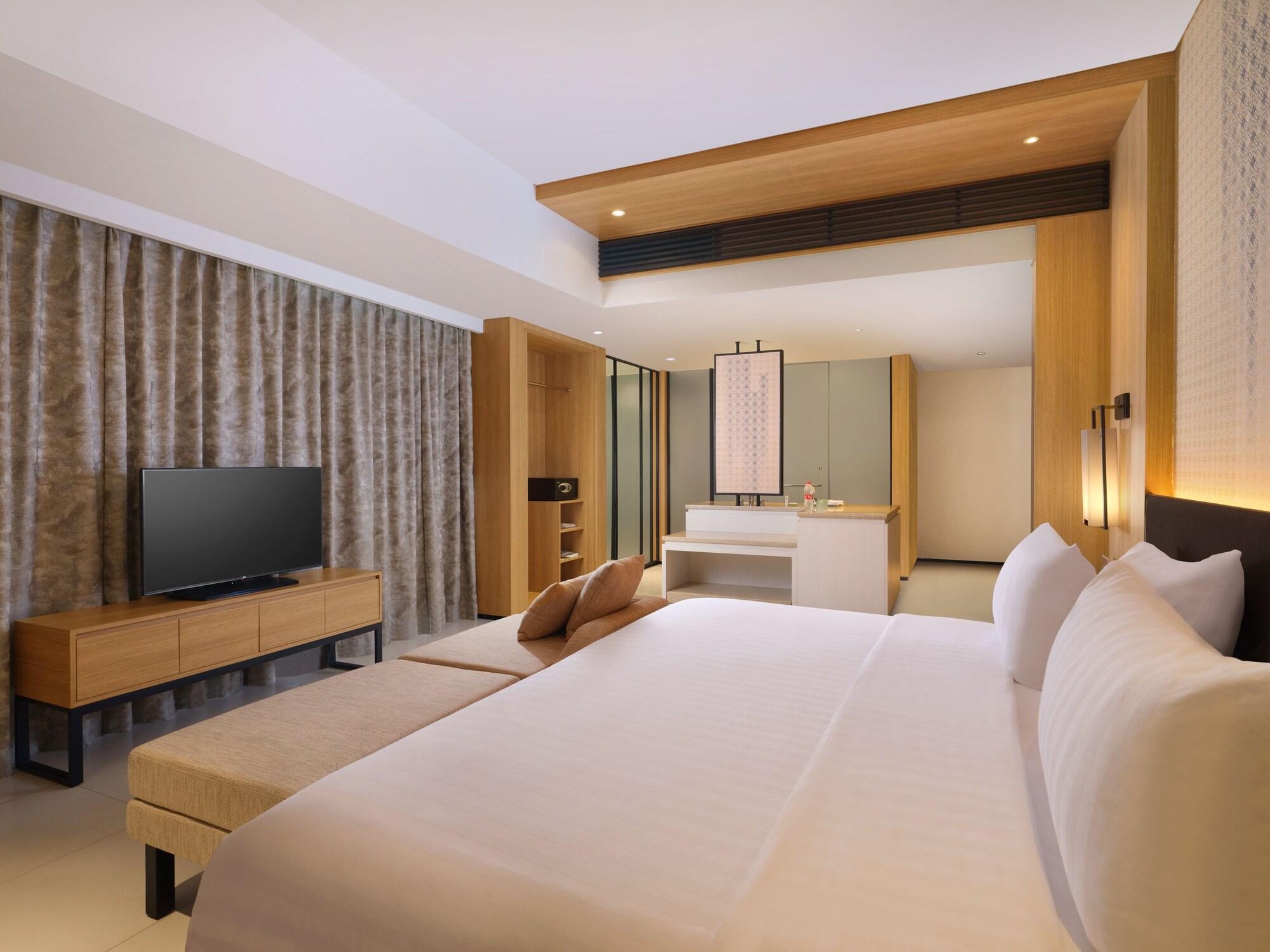 Hotel Santika Premiere Bandara Palembang Palimbão Exterior foto