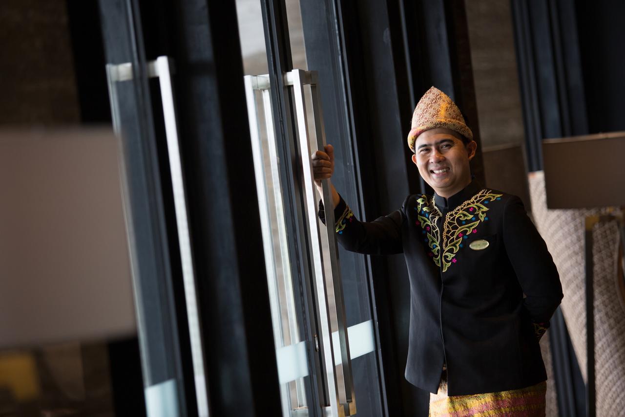 Hotel Santika Premiere Bandara Palembang Palimbão Exterior foto