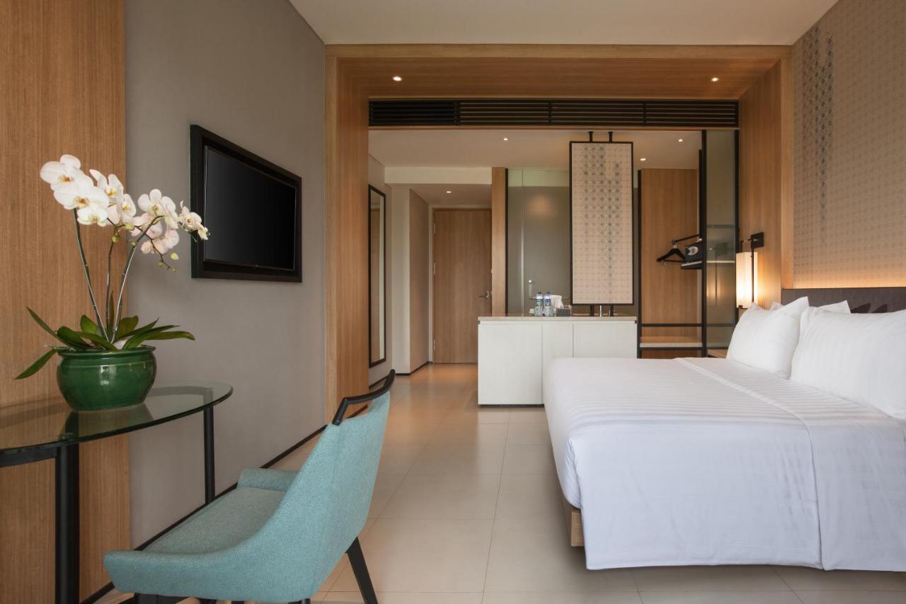 Hotel Santika Premiere Bandara Palembang Palimbão Exterior foto